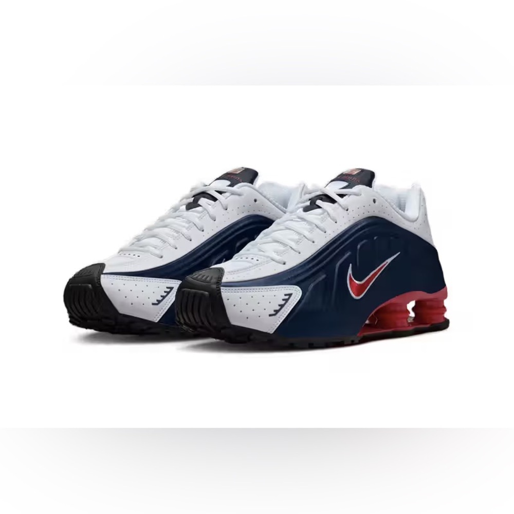 Nike Shox R4
Men's HQ1988-400